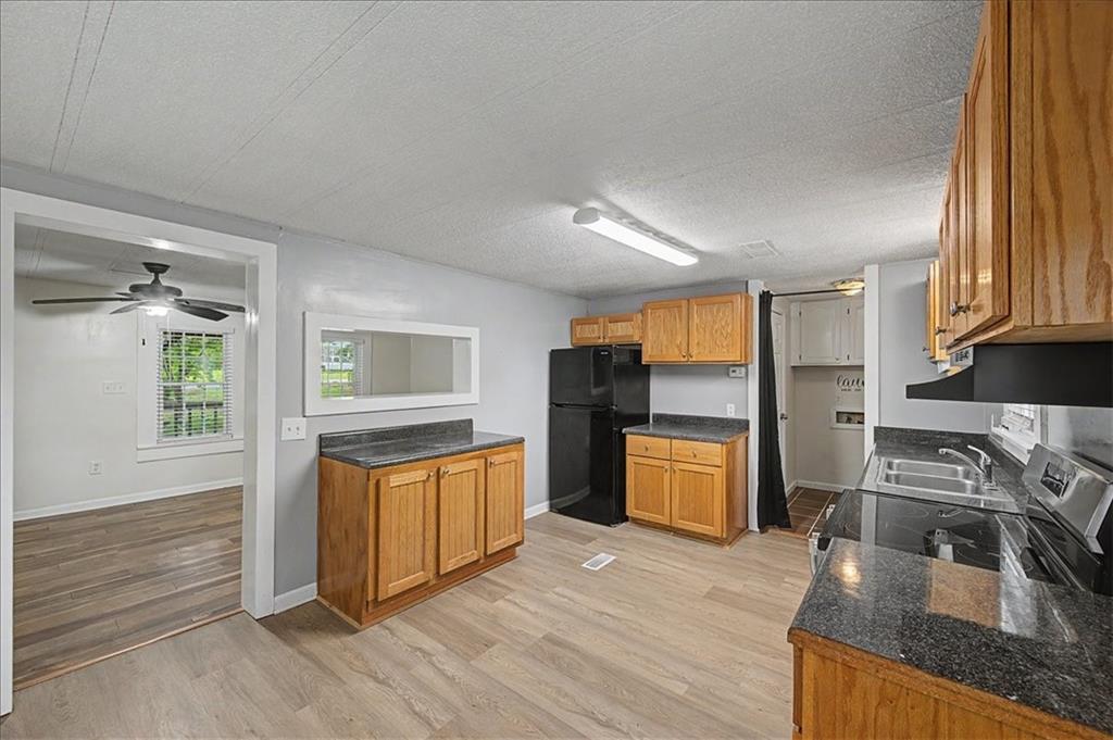 130 1st Street Calhoun, GA 30701 - Photo 16 of 42