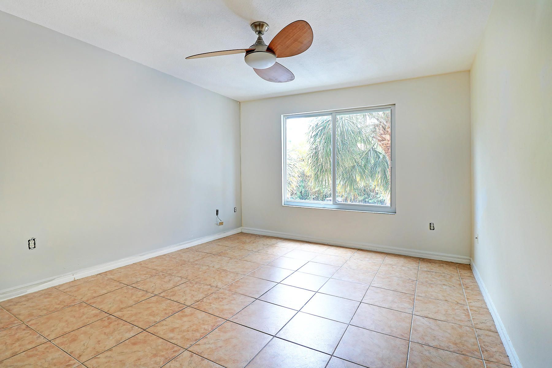 1311 Villa Circle Boynton Beach, FL 33435 - Photo 9 of 15 9_edited