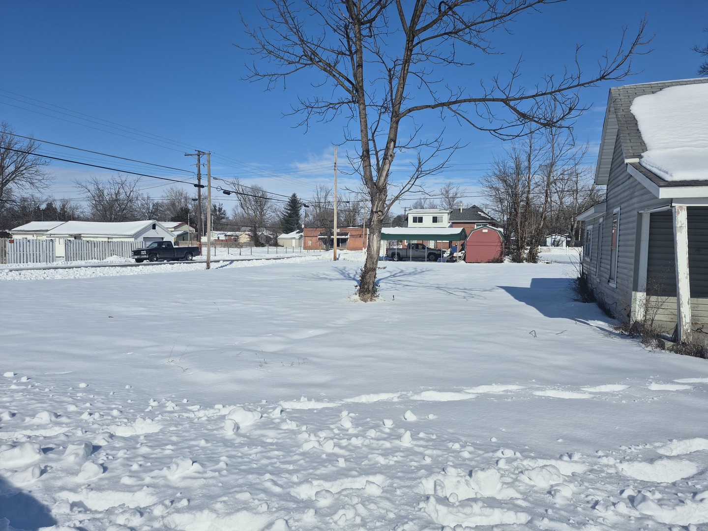 828 Elder Street Eldorado, IL 62930 - Photo 3 of 3