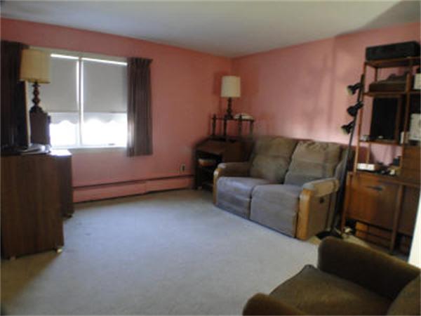4 Meadowbrook Road Saugus, MA 01906 - Photo 13 of 23 Gallery Image 13