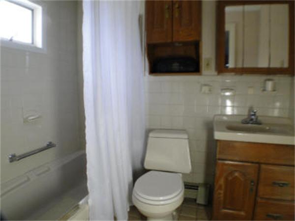 4 Meadowbrook Road Saugus, MA 01906 - Photo 14 of 23 Gallery Image 14