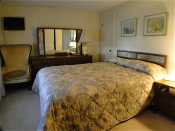 4 Meadowbrook Road Saugus, MA 01906 - Photo 10 of 23 Gallery Image 10