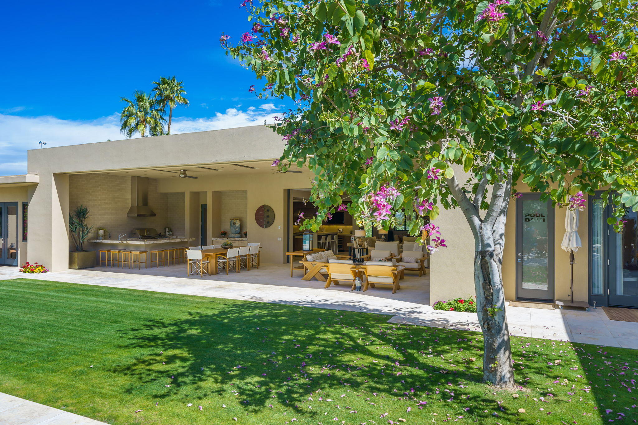70345 Placerville Road Rancho Mirage, CA 92270 - Photo 116 of 116 a view of a house with backyard porch and sitting area