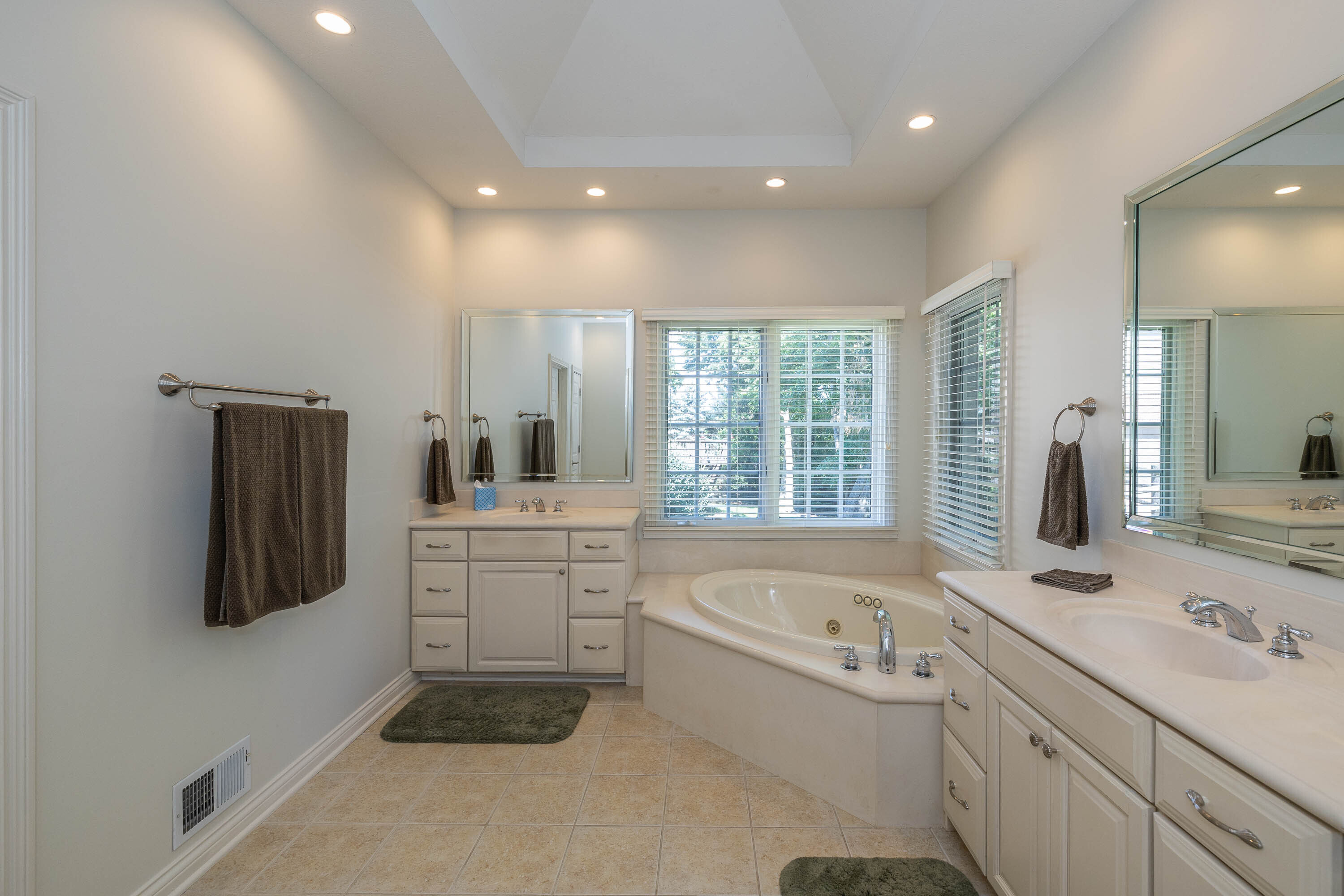 10245 Springstone Road Fishers, IN 46055 - Photo 23 of 51