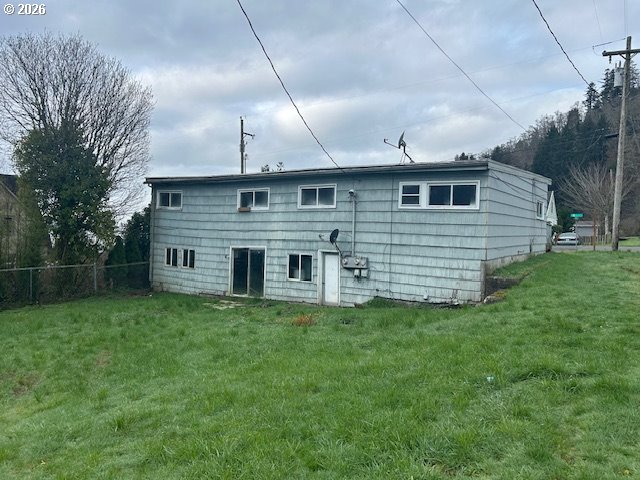 306 8th Street Garibaldi, OR 97118 - Photo 4 of 9