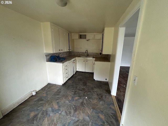 306 8th Street Garibaldi, OR 97118 - Photo 8 of 9