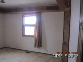 5225 West Beaman Lane Rochester, IN 46975 - Photo 8 of 20