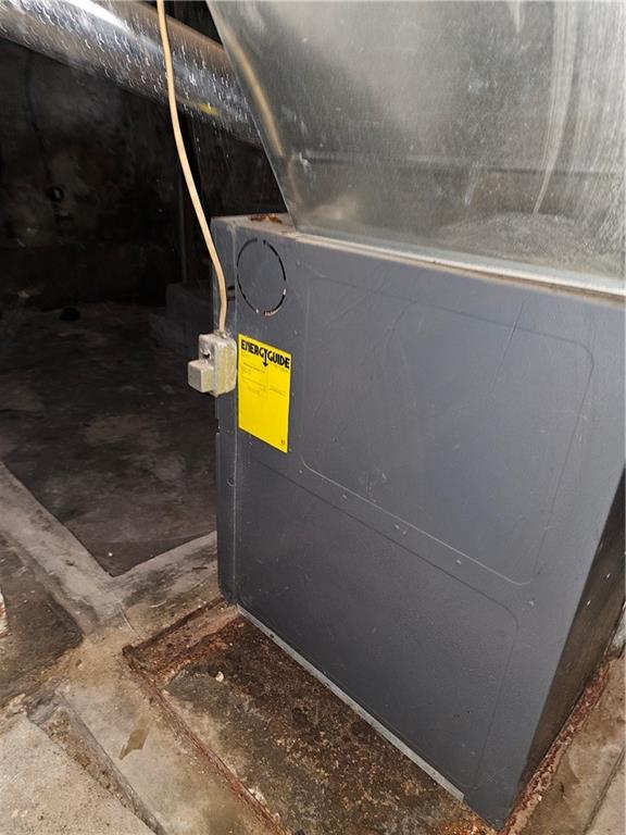 413 Electric Street New Castle, PA 16101 - Photo 21 of 23 a view of utility room