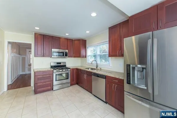 $2,500 | 259 Washington Avenue, Unit 1, Westwood, NJ 07675