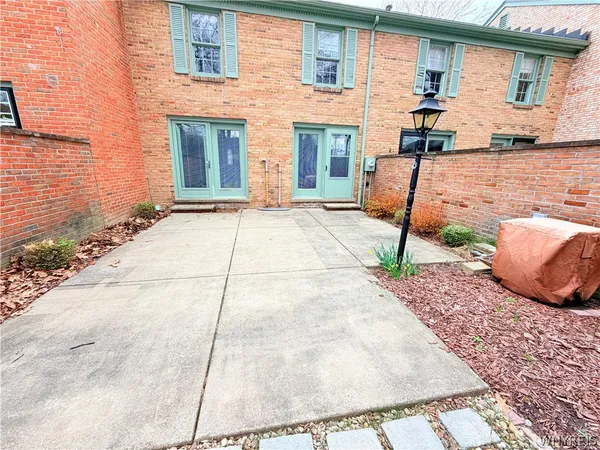 $294,900 | 58 Kenton Place, Hamburg, NY 14075