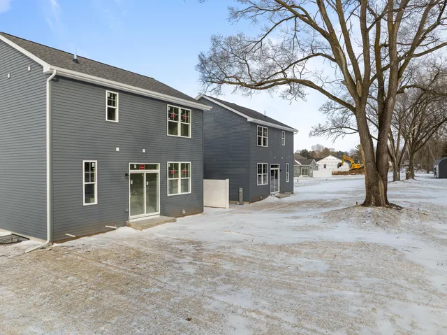 $339,400 | 1591 Meadowview Court, Whitewater, WI 53190