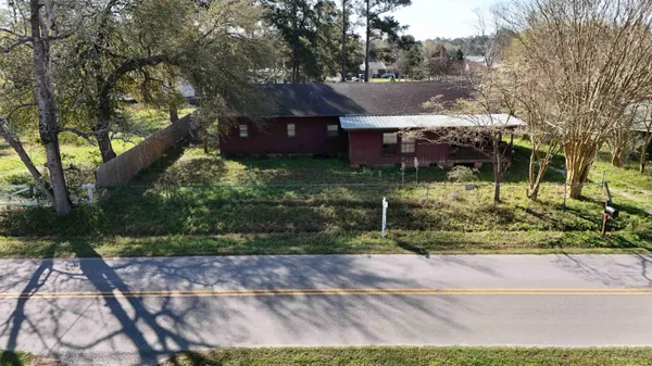$295,000 | 402 Lake Moultrie Drive, Bonneau, SC 29431