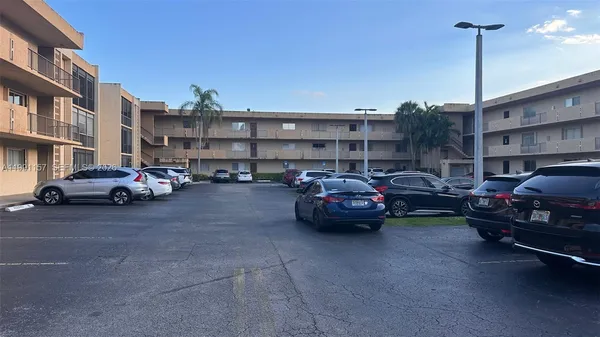 $2,300 | 8401 Southwest 107th Avenue, Unit 331E, Miami, FL 33173