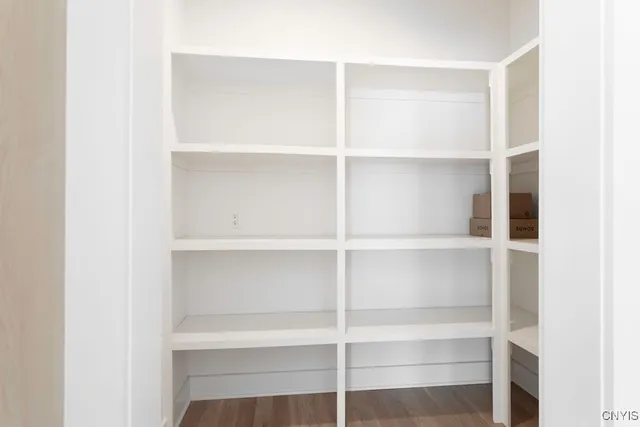 $675,000 | Undisclosed Address, Manlius, NY 13104