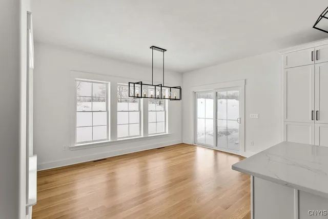 $675,000 | Undisclosed Address, Manlius, NY 13104