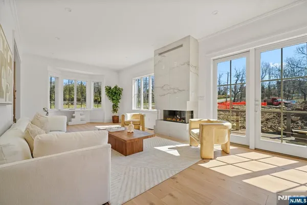 $3,250,000 | 978 Closter Dock Road, Alpine, NJ 07620