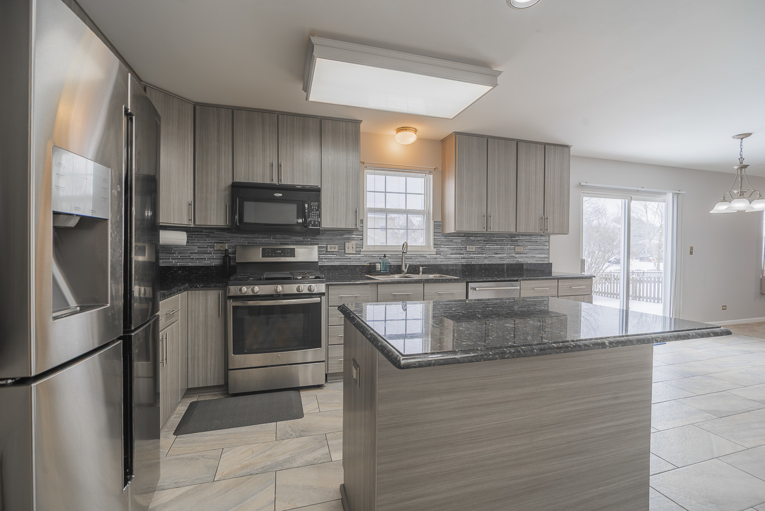 164 Forestview Court Aurora, IL 60502 - Photo 18 of 42