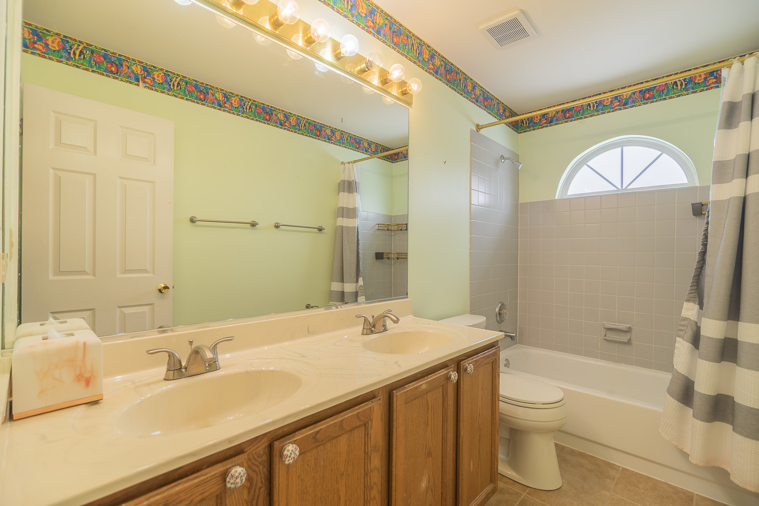 164 Forestview Court Aurora, IL 60502 - Photo 32 of 42