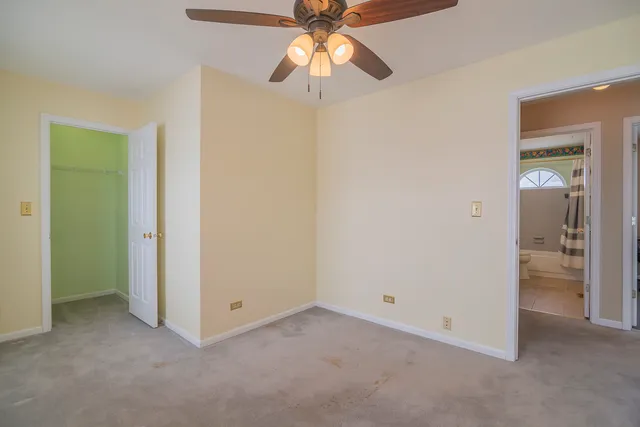 $4,100 | 164 Forestview Court, Aurora, IL 60502