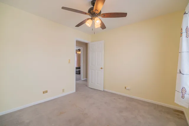 $4,100 | 164 Forestview Court, Aurora, IL 60502