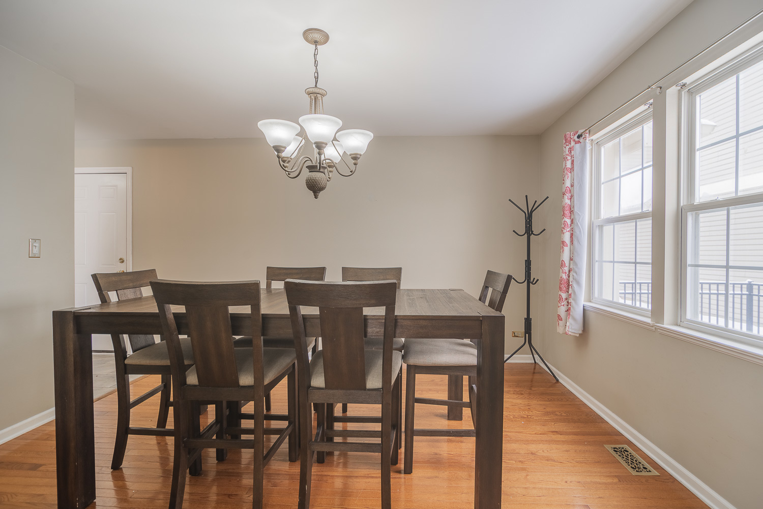 164 Forestview Court Aurora, IL 60502 - Photo 8 of 42