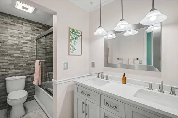 $229,000 | 1050 Buckeye Lane, Decatur, IL 62521