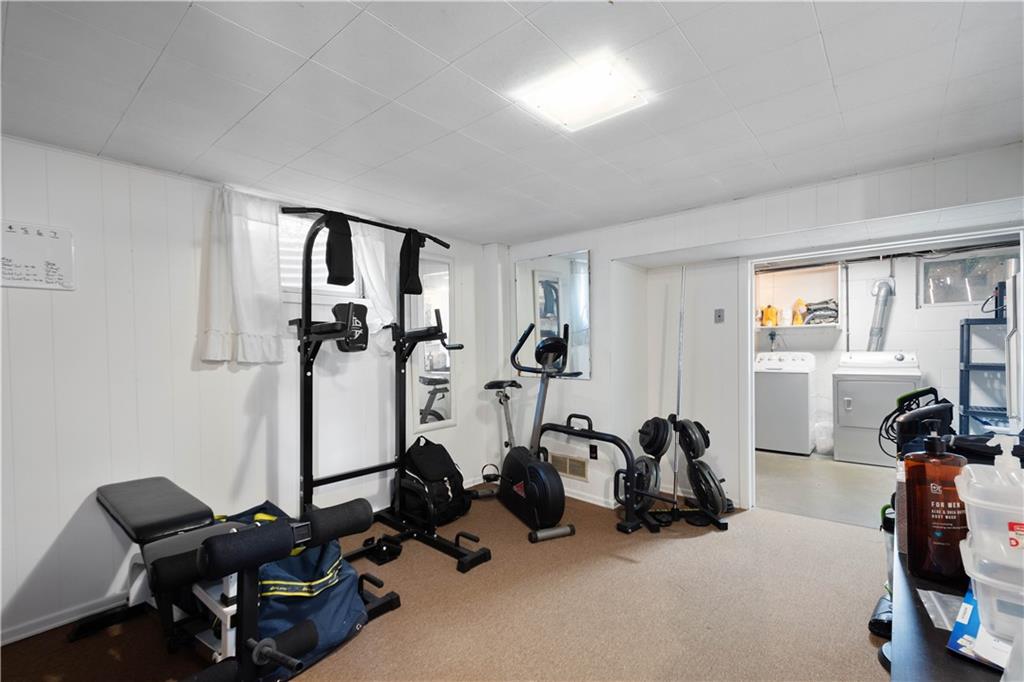 357 Rockfield Road Pittsburgh, PA 15243 - Photo 30 of 40