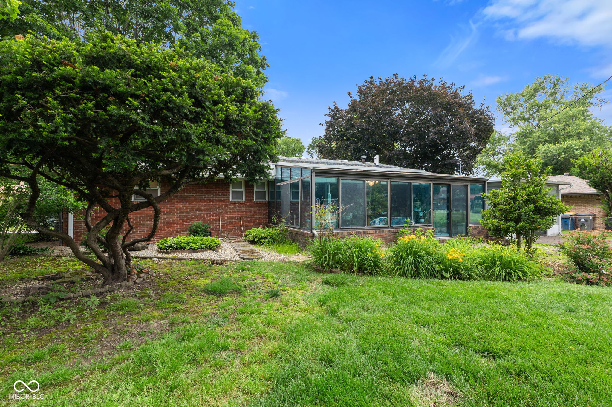 3555 Rahke Road Indianapolis, IN 46217 - Photo 28 of 34 Gallery Image 28