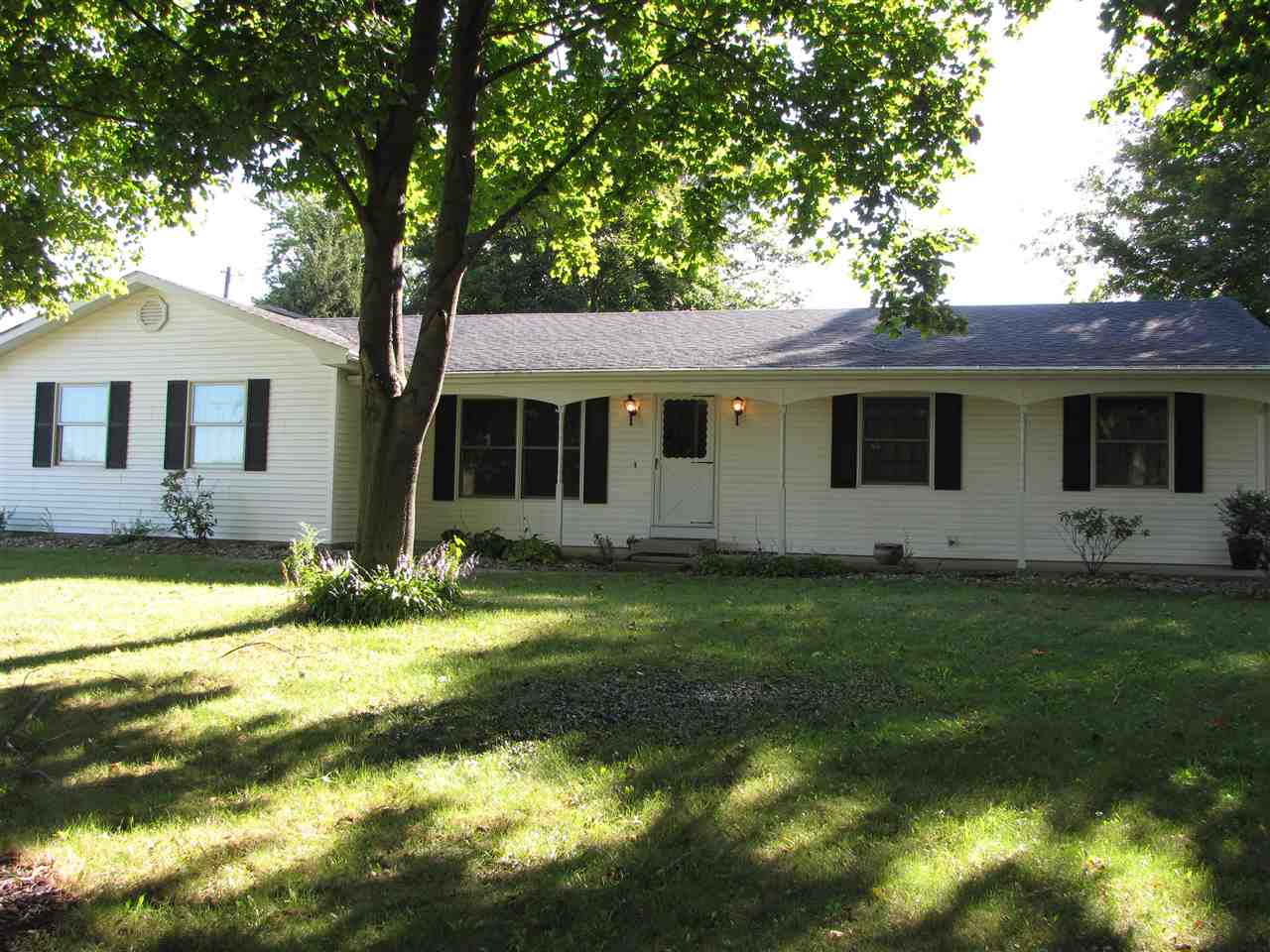 12915 West County Line Road South Roanoke, IN 46783 - Photo 1 of 36