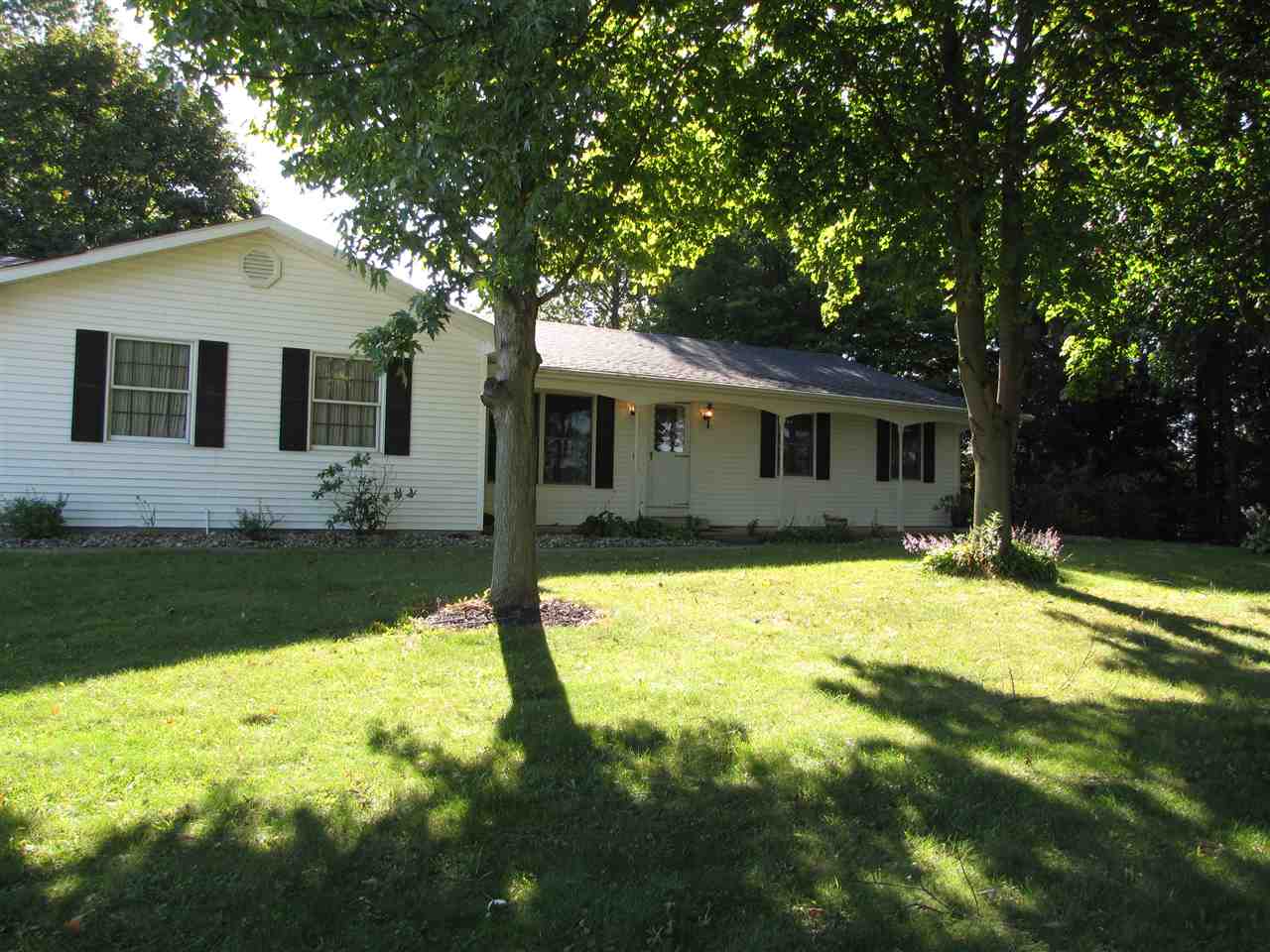 12915 West County Line Road South Roanoke, IN 46783 - Photo 30 of 36