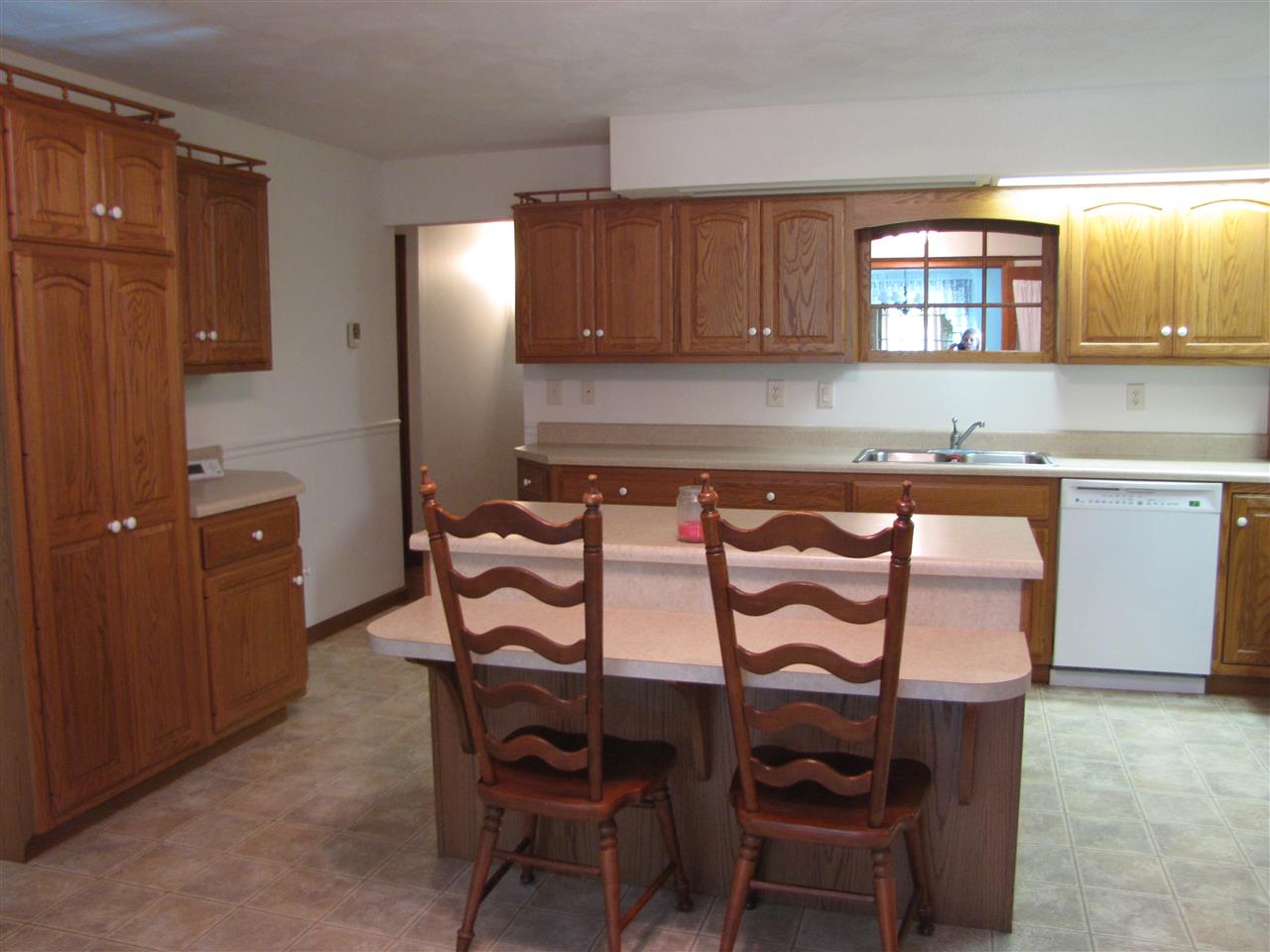 12915 West County Line Road South Roanoke, IN 46783 - Photo 5 of 36