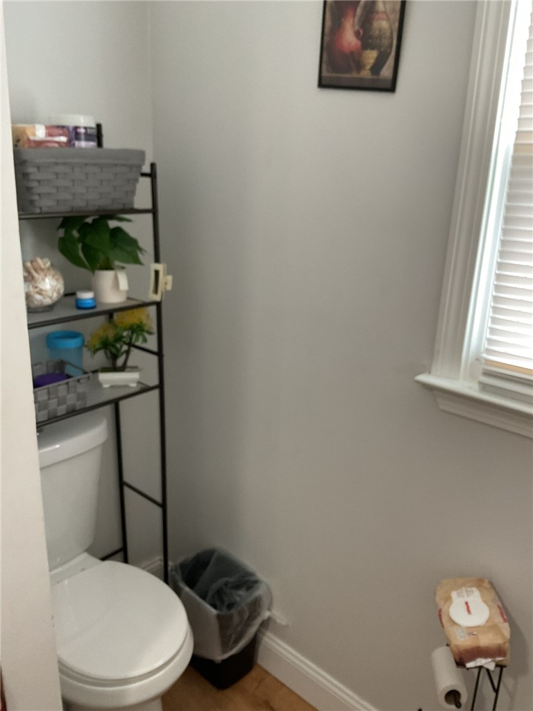 16 Arrow Avenue Warwick, RI 02886 - Photo 12 of 36