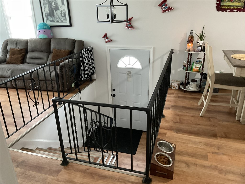 16 Arrow Avenue Warwick, RI 02886 - Photo 15 of 36