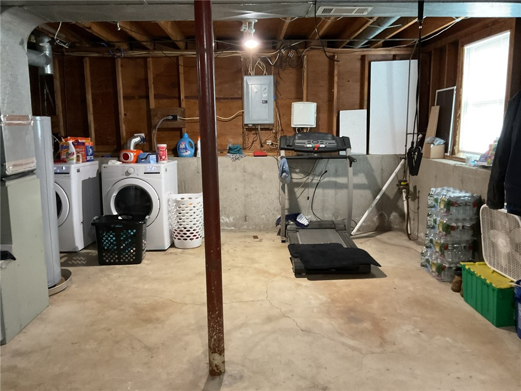 16 Arrow Avenue Warwick, RI 02886 - Photo 26 of 36