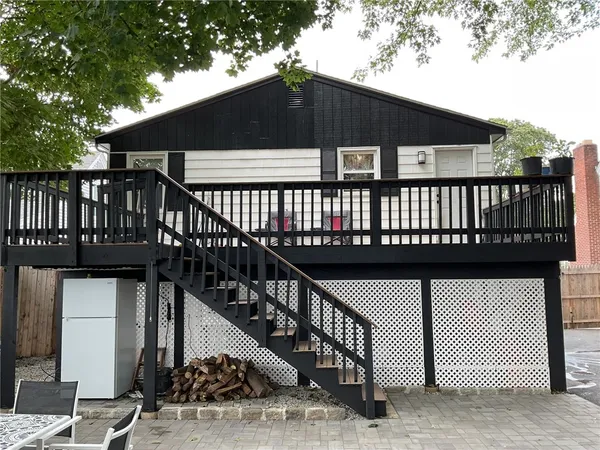 $440,000 | 16 Arrow Avenue, Warwick, RI 02886