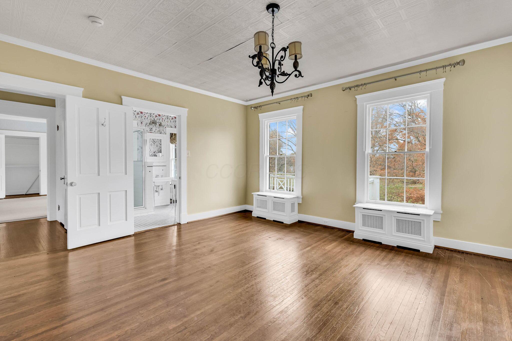 7805 Brill Road Cincinnati, OH 45243 - Photo 111 of 139 111-web-or-mls-7805BrillRoadInt_Hommati1