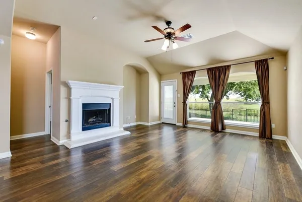 $2,600 | 1614 Hidden Springs Path, Round Rock, TX 78665