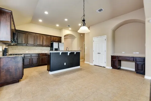 $2,600 | 1614 Hidden Springs Path, Round Rock, TX 78665