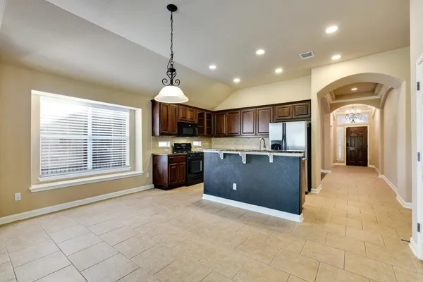 $2,600 | 1614 Hidden Springs Path, Round Rock, TX 78665