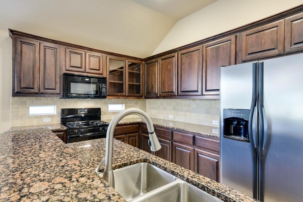 1614 Hidden Springs Path Round Rock, TX 78665 - Photo 9 of 29