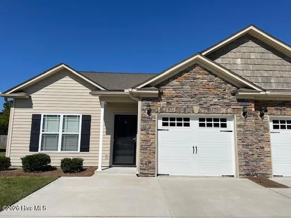 $1,700 | 2232 Sweet Bay Drive., Unit A, Greenville, NC 27834