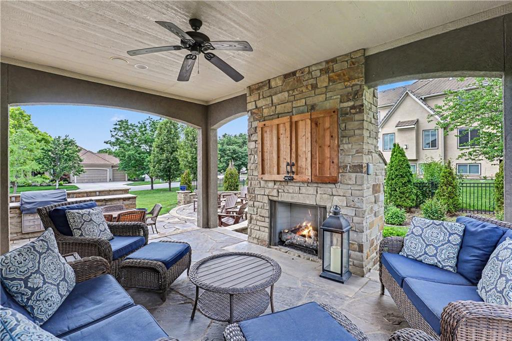 9641 Inspiration Street Lenexa, KS 66227 - Photo 10 of 16