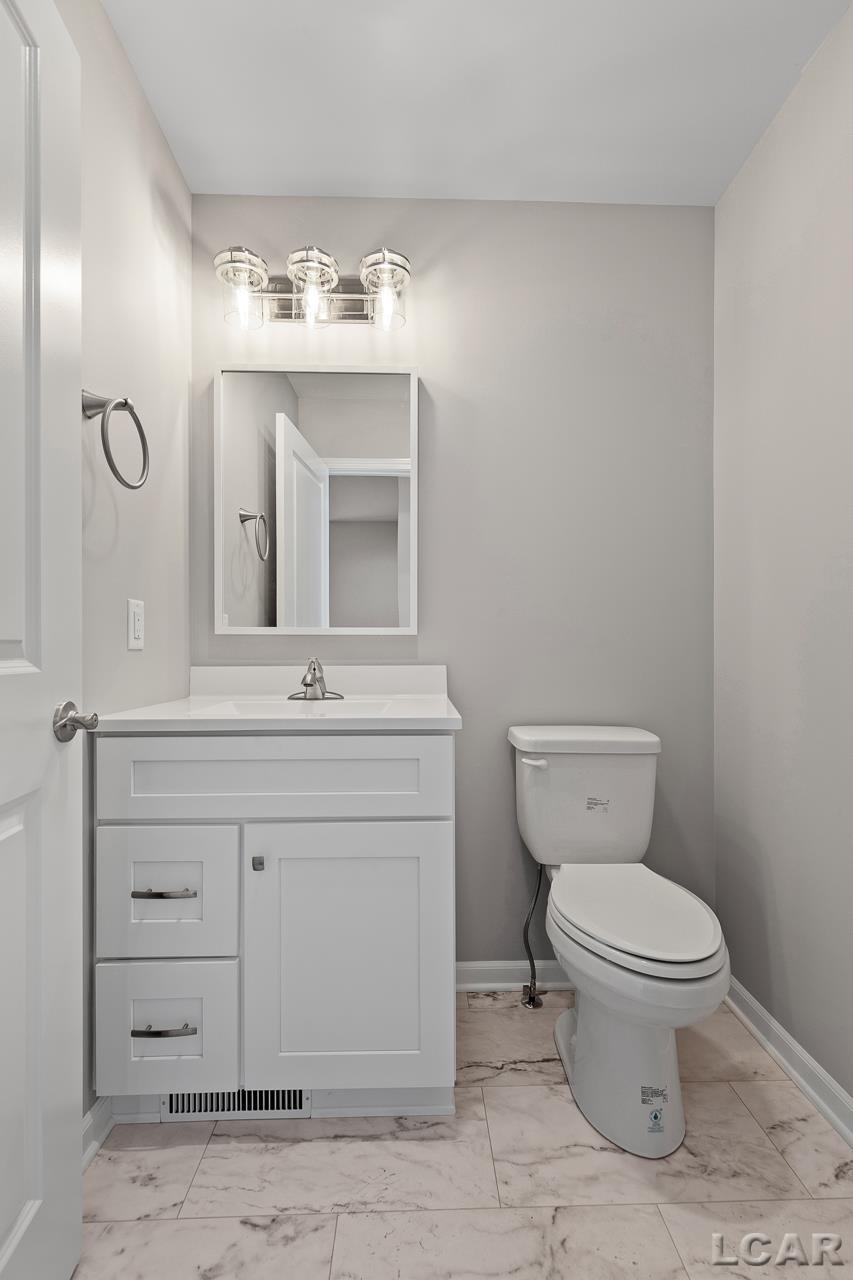 1198 Ridge Lane Tecumseh, MI 49286 - Photo 23 of 40 50104702-c3f62511-386d-4593-8ec8-6f773debb376.JPG
