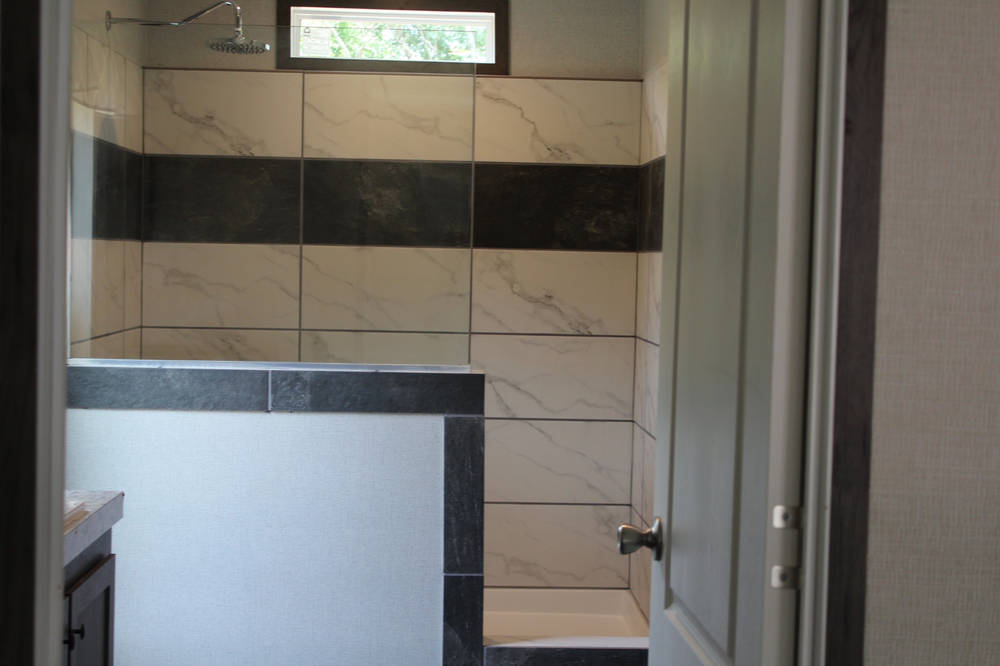 595 Days Road Lafayette, TN 37083 - Photo 11 of 21 a bathroom with a shower