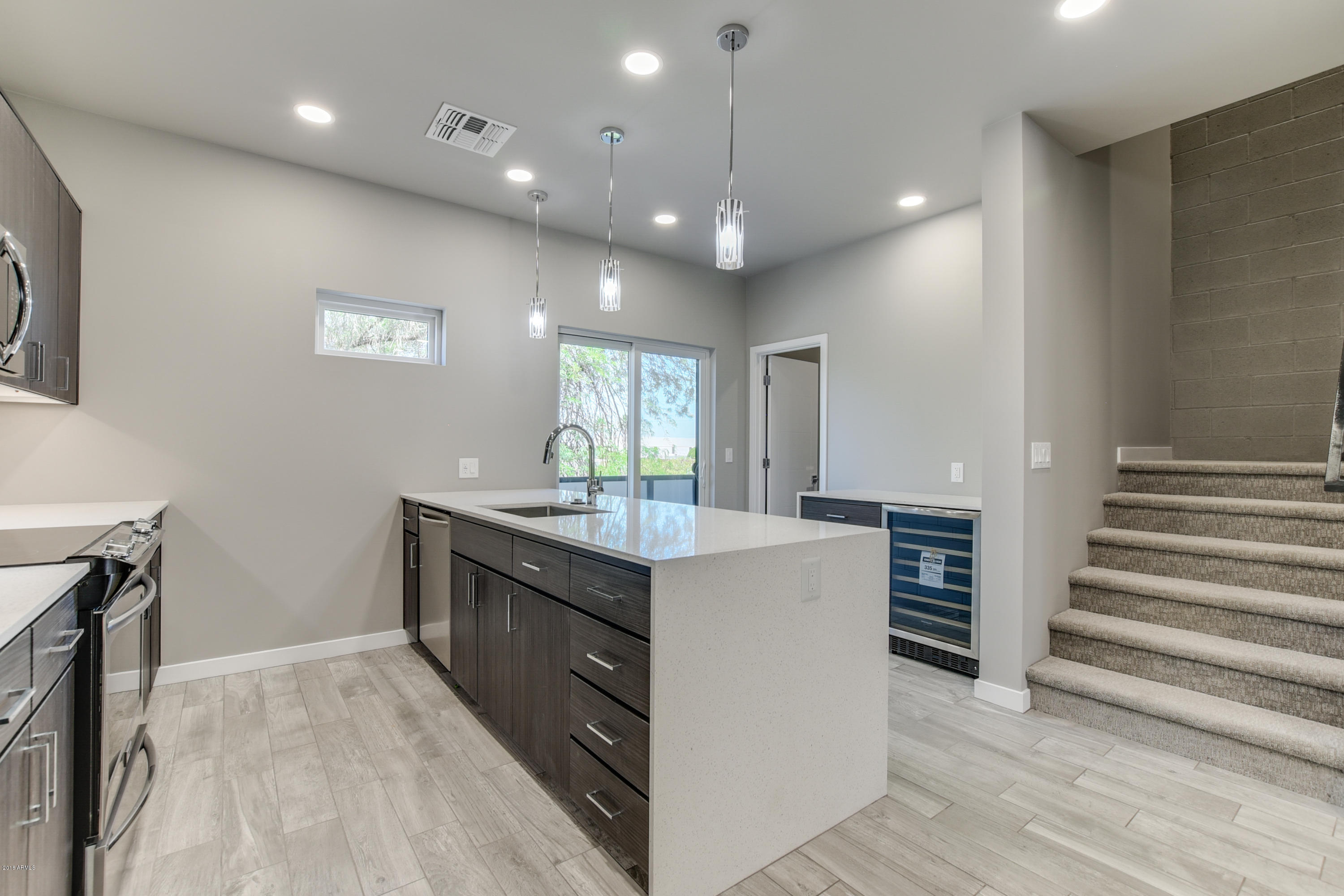 2727 East Thomas Road, Unit 8 Phoenix, AZ 85016 - Photo 6 of 31 2727-12