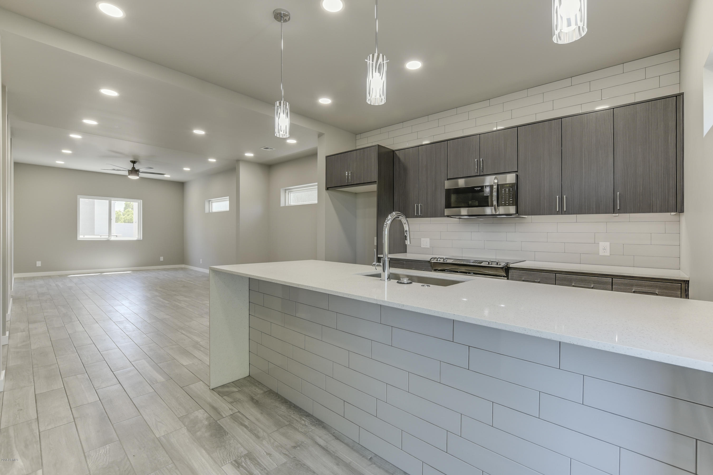 2727 East Thomas Road, Unit 8 Phoenix, AZ 85016 - Photo 8 of 31 2727-13_1