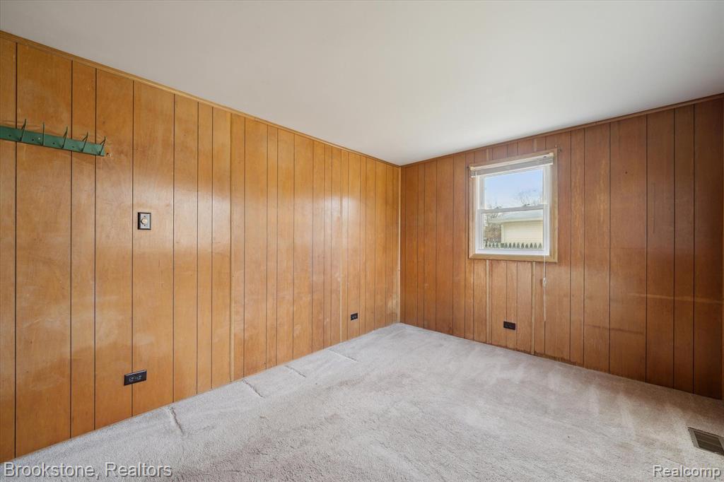 1479 Morley Avenue Rochester Hills, MI 48307 - Photo 23 of 31