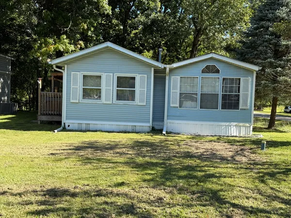 $65,000 | 11-250 Woodhaven Lakes, Sublette, IL 61367