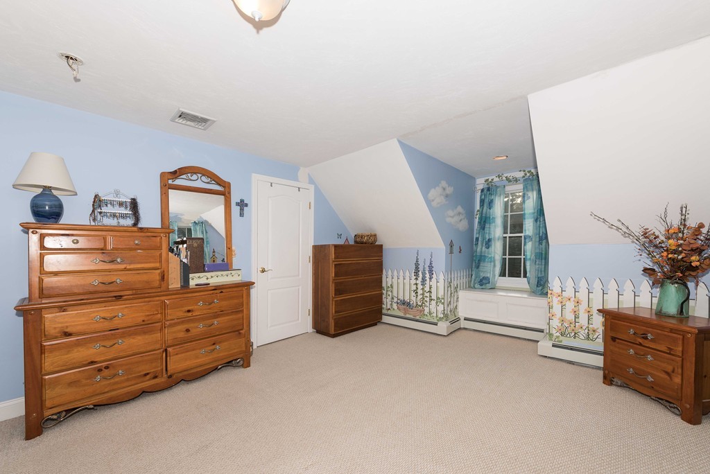 79 Tearall Road Raynham, MA 02767 - Photo 13 of 22 Gallery Image 13