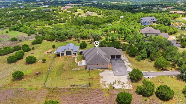 $829,000 | 323 Bosque Ridge, Spring Branch, TX 78070